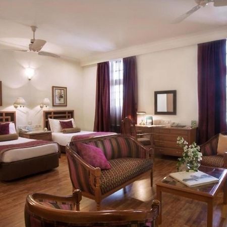 Ambassador, New Delhi - Ihcl Seleqtions Hotel Exterior photo A suite at the Imperial Hotel