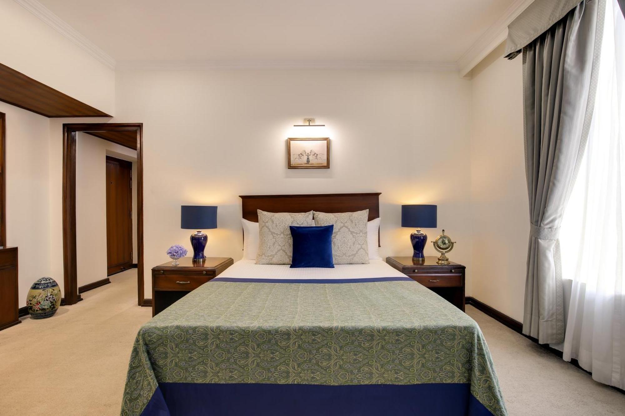 Ambassador, New Delhi - Ihcl Seleqtions Hotel Exterior photo A bedroom at the Taj Bengal