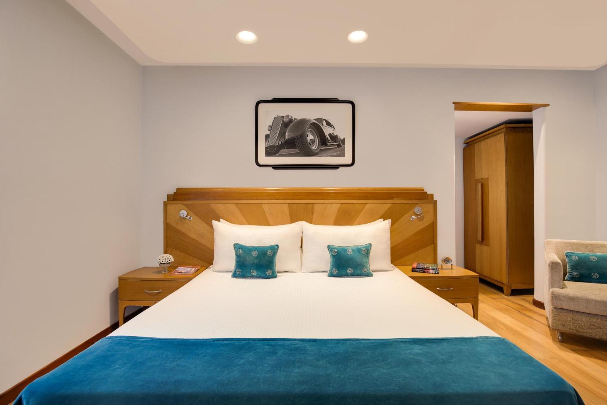 Ambassador, New Delhi - Ihcl Seleqtions Hotel Exterior photo Deluxe Room